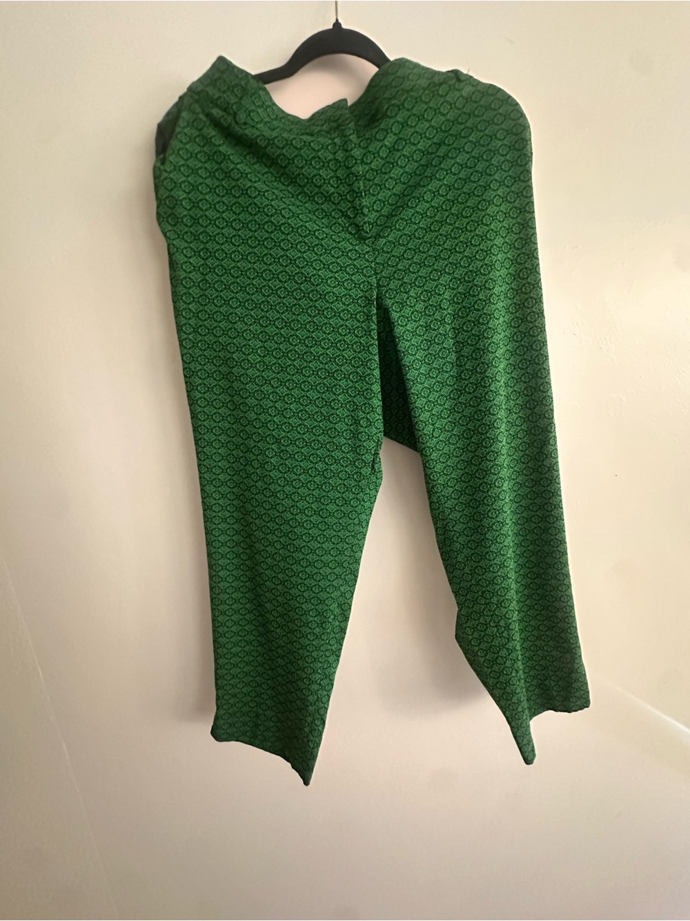 Lane Bryant Green Patterned Cropped Pants